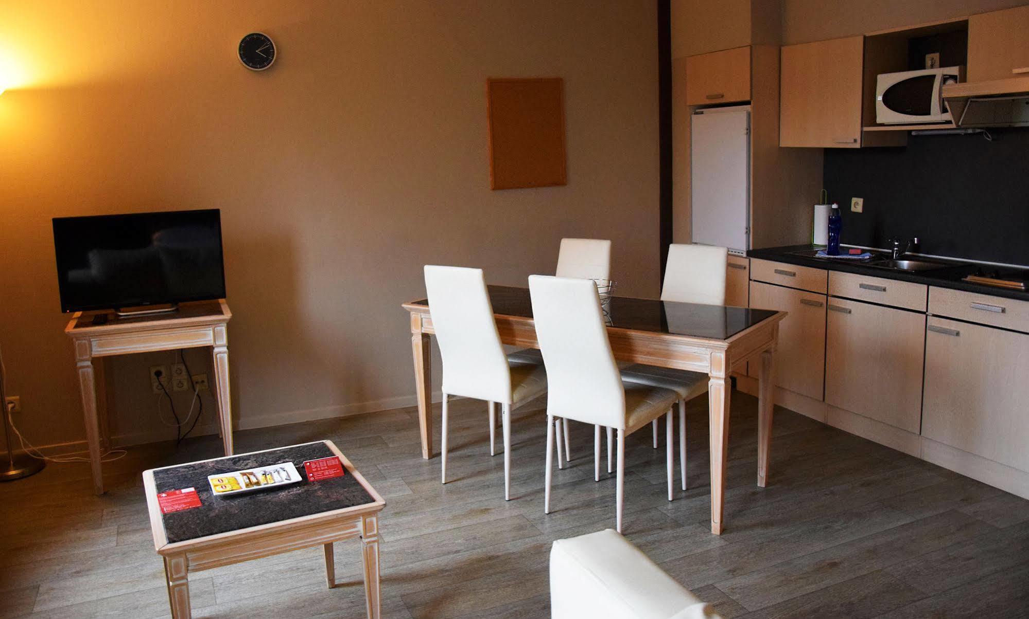 Ambassador Suites אנטוורפן מראה חיצוני תמונה